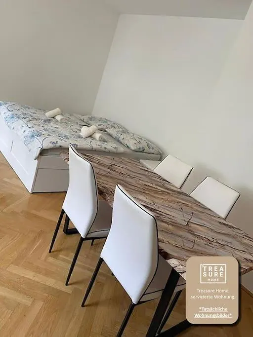 Apartment Panorama Wohnung In Der City Vienna Austria